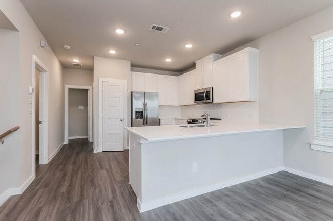 Building Photo - 18412 Idyllic Aly