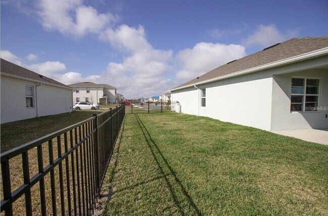 Building Photo - 5062 Foxglove Cir