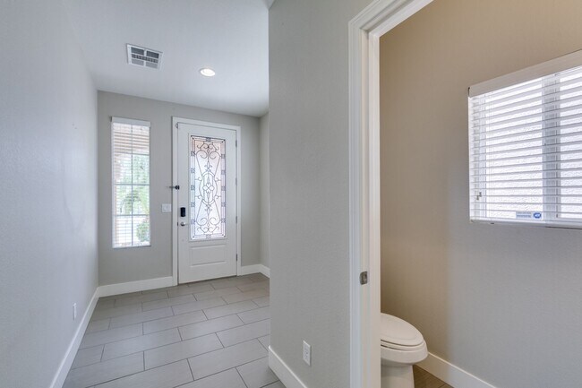 Building Photo - 4586 W Camero Ave