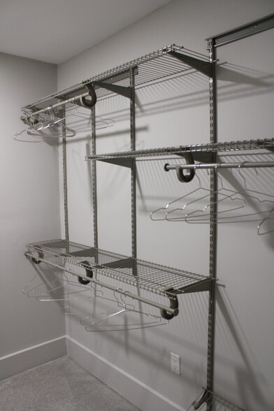 Building Photo - 298 Josephine St