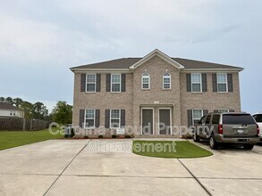Building Photo - 4033 Lucerne Ct