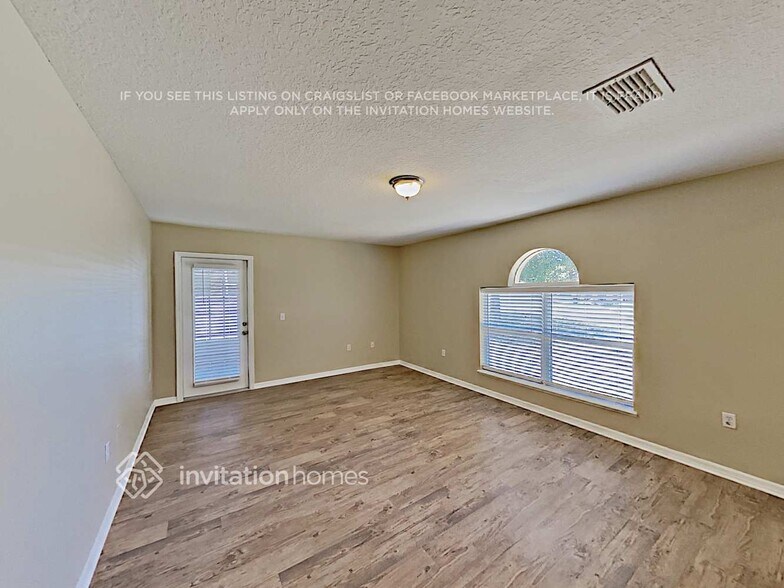 Building Photo - 1806 Torrington Dr