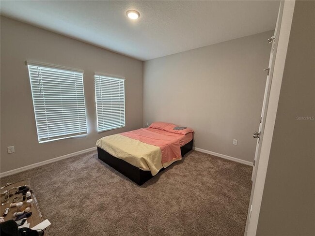 Building Photo - 3464 Dahlia Dr