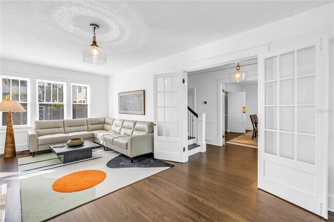 Building Photo - 2320 5th St N