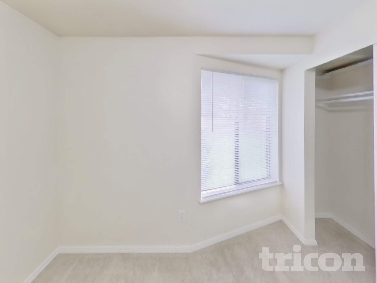 Building Photo - 1504 8th Ave Ct SE