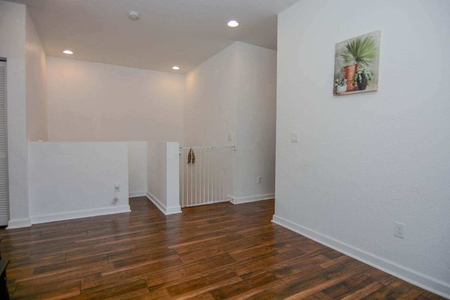 Building Photo - 10373 Wellington Parc Dr