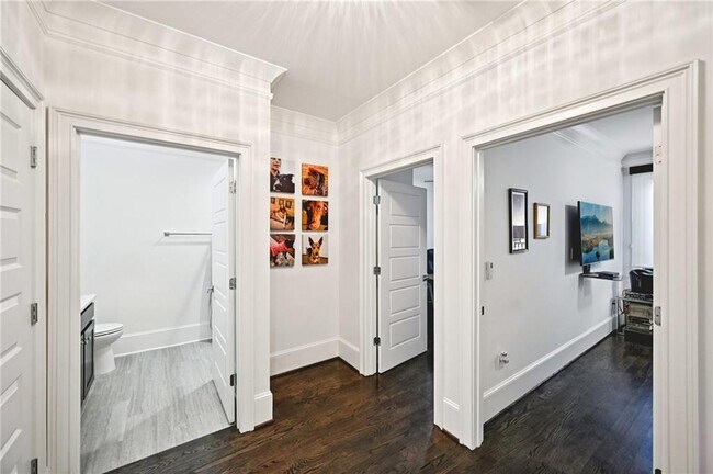 Building Photo - 1108 Briar Cove Cir
