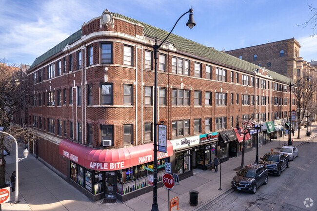 Primary Photo - 553 W Oakdale Ave