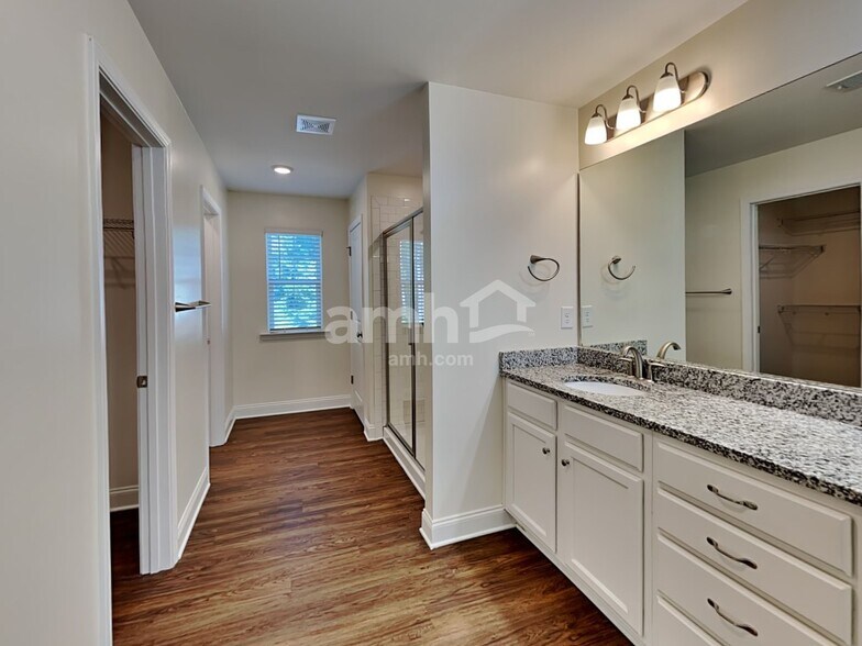 Building Photo - 3548 O'Kelly Drive