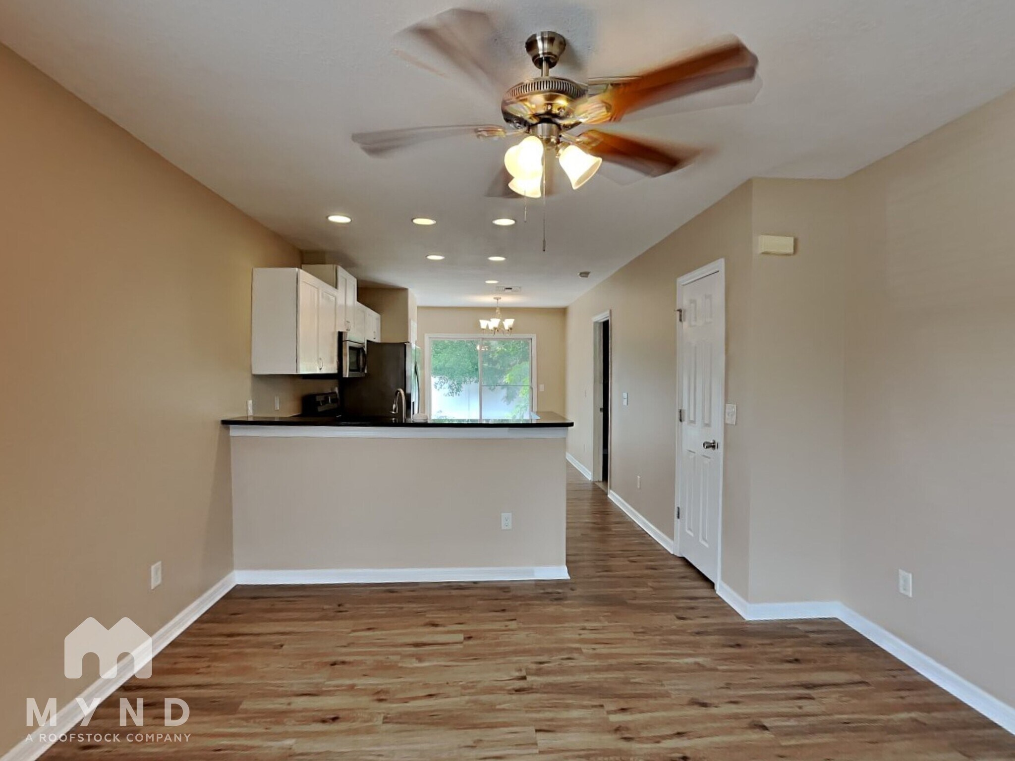 Building Photo - 3217 Spooner Dr