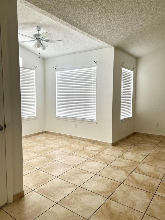 Building Photo - 2209 Antigua Pl