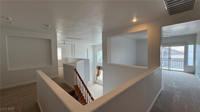 Building Photo - 10066 Golden Bluff Ave