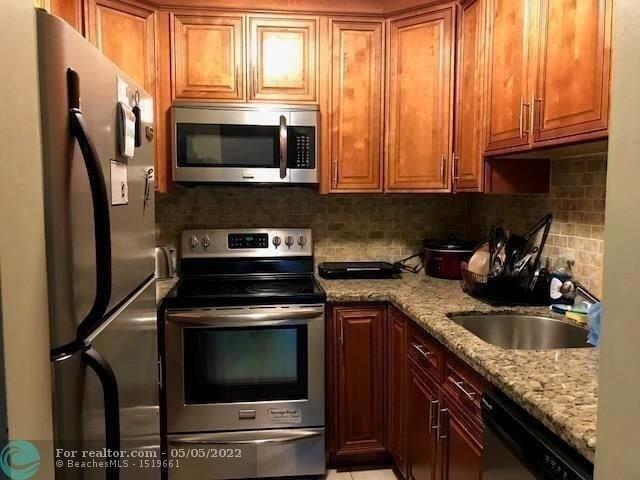 Building Photo - 620 NW 13th St