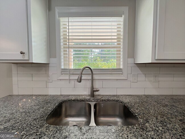 Building Photo - 1721 Cobblefield Cir