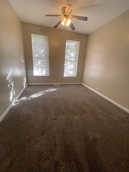 Master Bedroom - 1127 S Carey St
