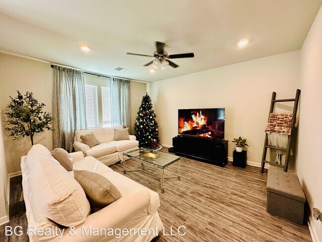 Building Photo - 3 br, 2 bath House - 34220 Garnet Lake Dr