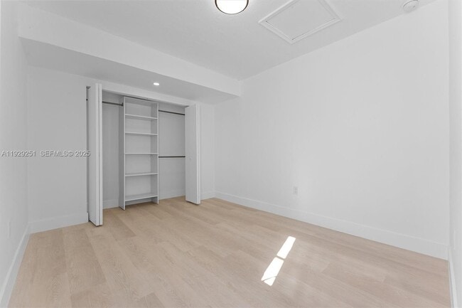 Building Photo - 2610 NW 83rd Ave