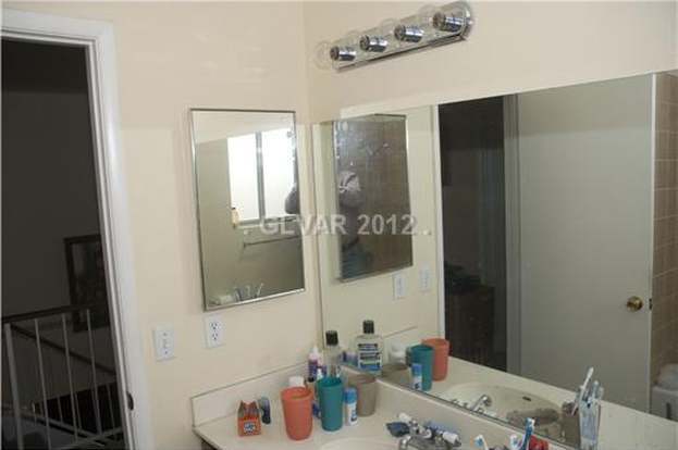 Building Photo - 109 Elegante Way