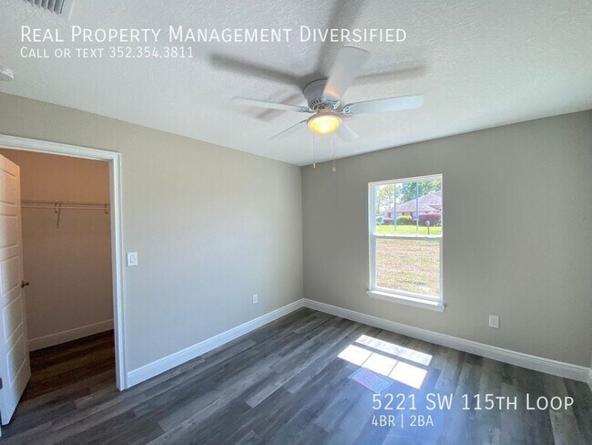 Building Photo - 5221 SW 115th Loop