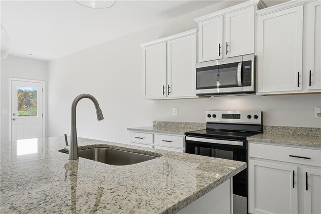 Building Photo - 3966 Oakwood Ter Ct