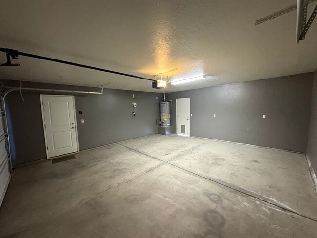 Building Photo - 2113 N Highland St