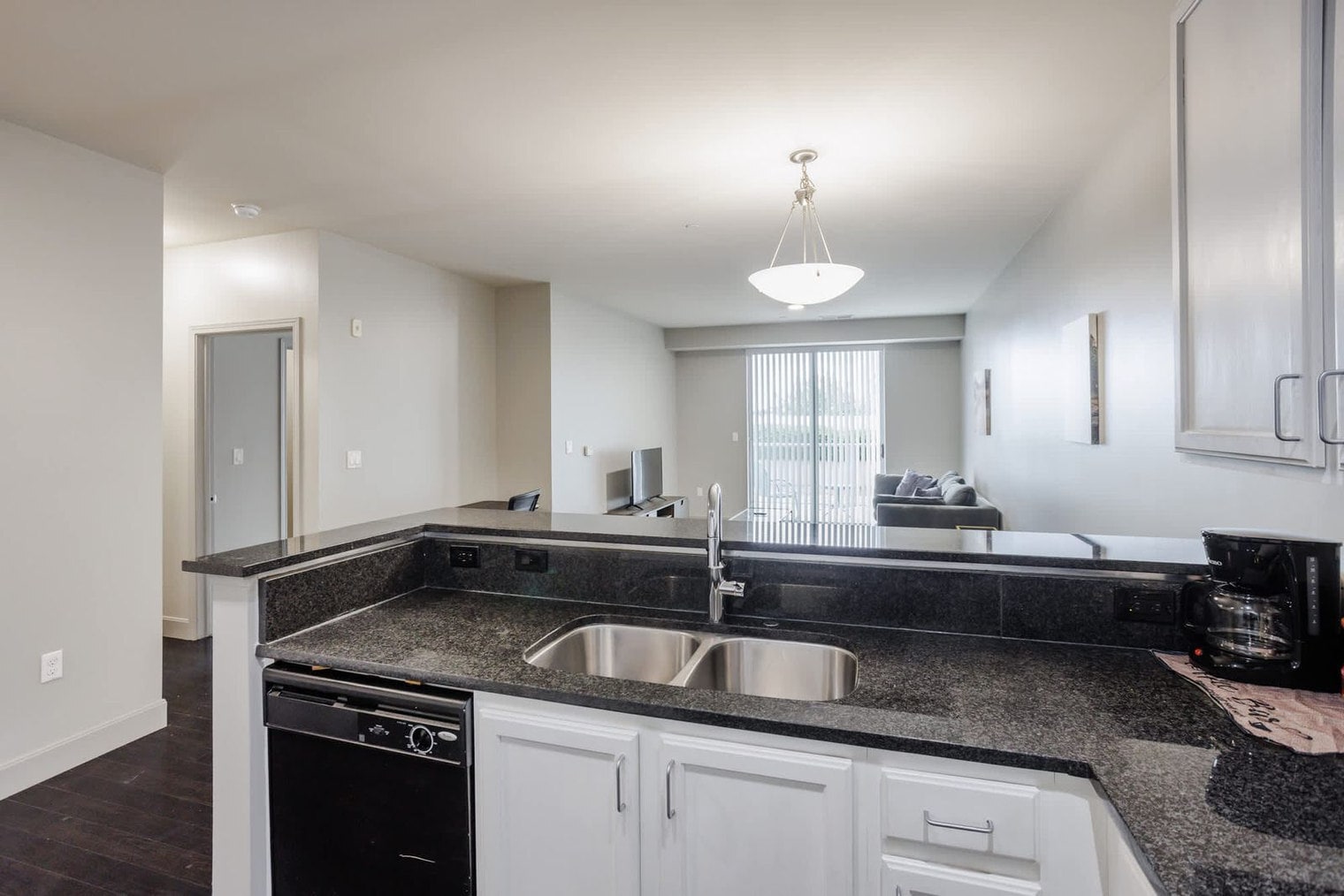 Building Photo - 121 E Freedom Way