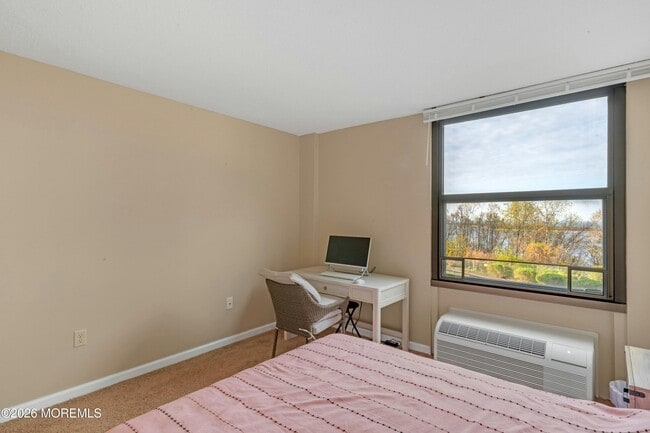 Building Photo - 1 Scenic Dr