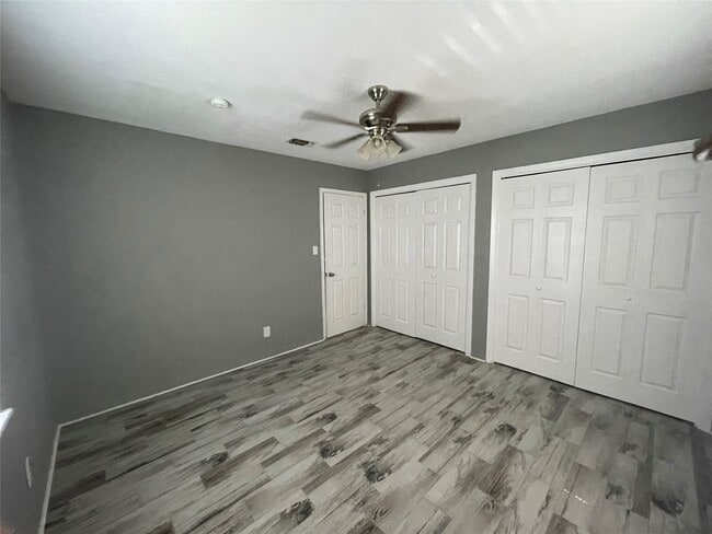 Building Photo - 1015 N Dogwood Ave