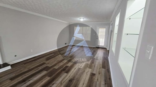 Building Photo - 4433 Coopers Creek Dr SE