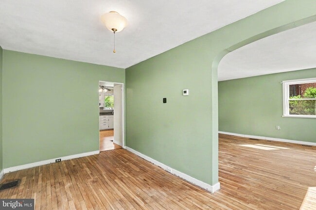 Building Photo - 1272 Boiling Springs Rd