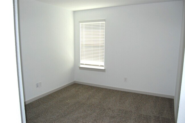 Building Photo - 7702 Sleek Flock Ln