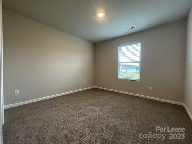 Building Photo - 6015 Ahoskie Dr
