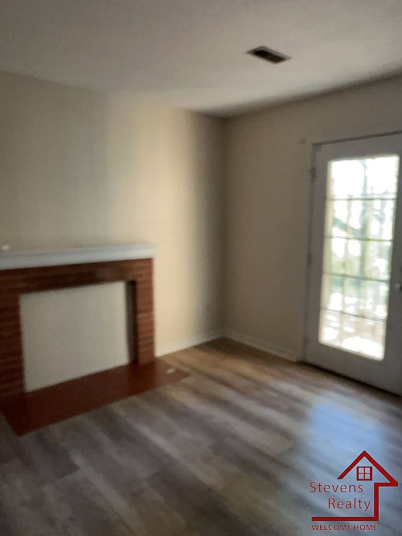 Building Photo - 4143 Willard Dr