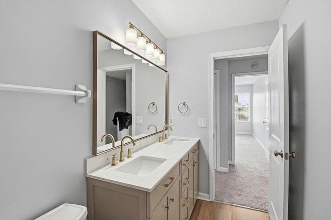 Building Photo - 601 Clark Ave