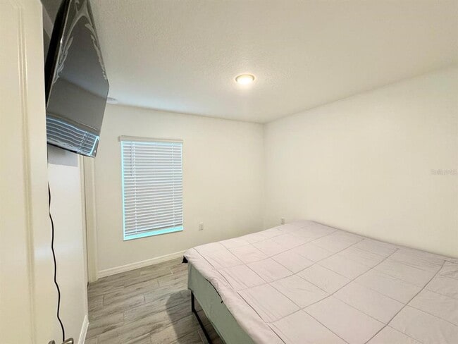 Building Photo - 1079 Papaya Cir.
