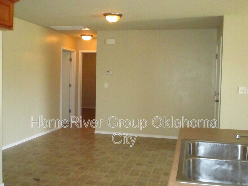 Building Photo - 8509 SW 46th Pl