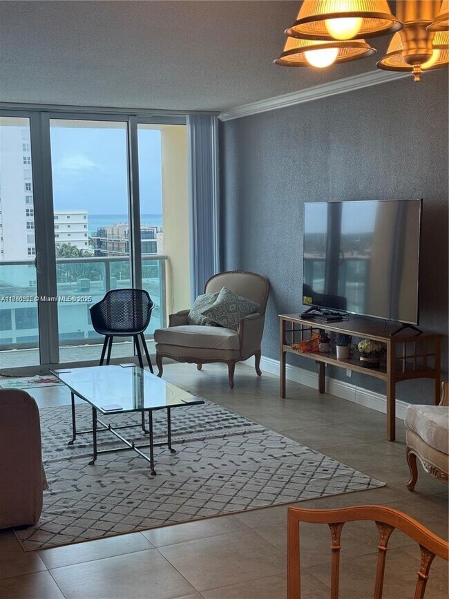 Building Photo - 2501 S Ocean Dr