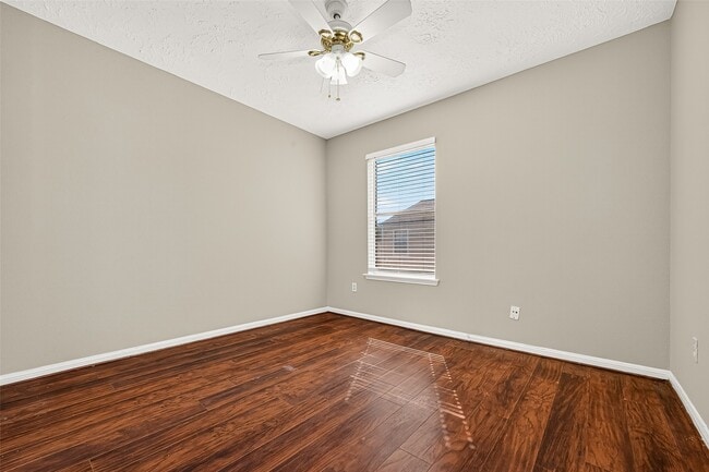 Building Photo - 9022 Wilcrest Dr