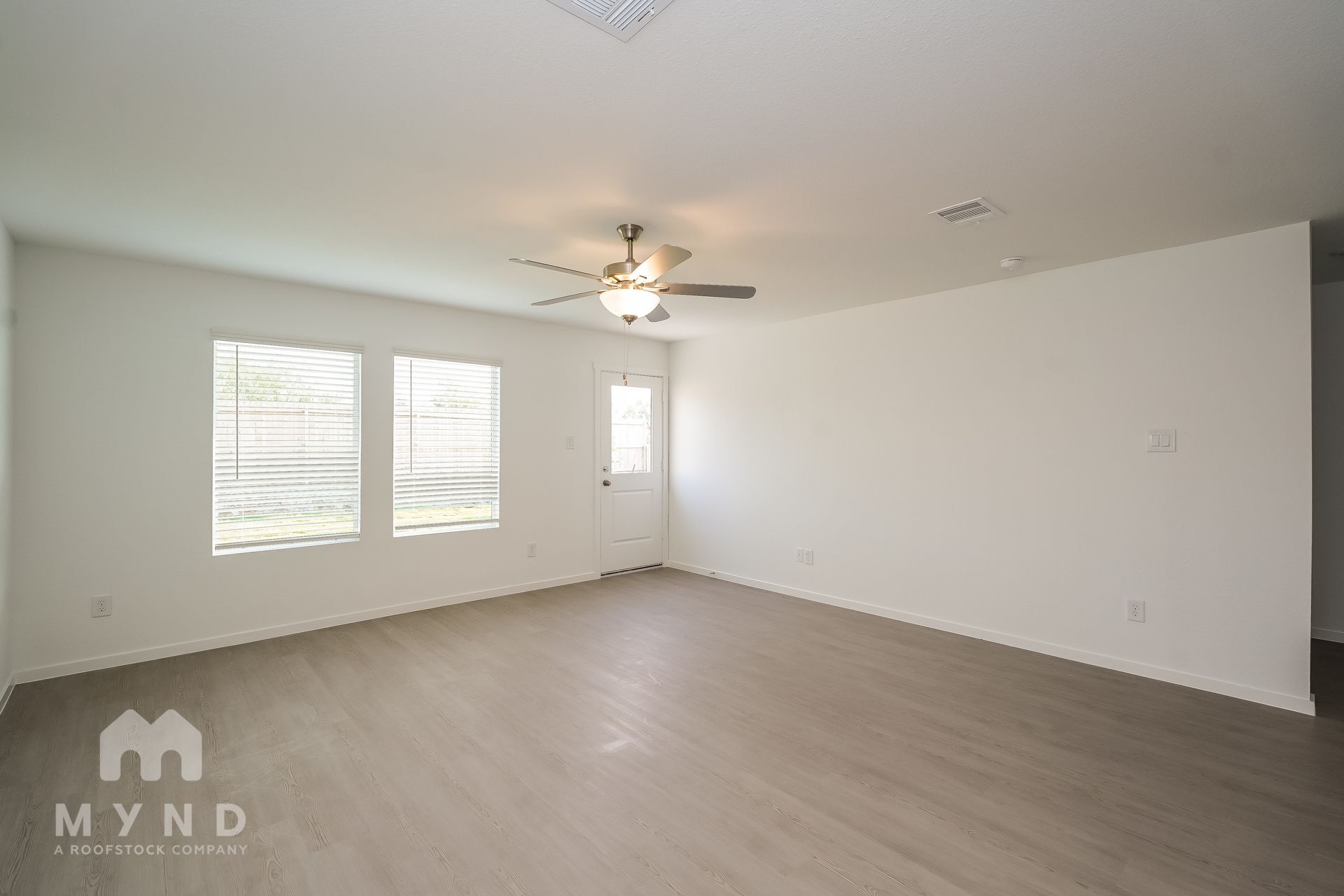 Building Photo - 10132 Dalgreen Cir