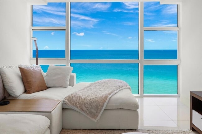 Building Photo - 6801 Collins Ave