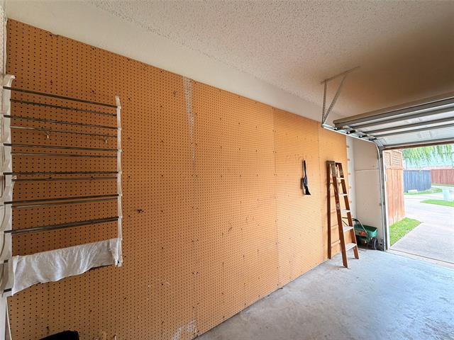 Building Photo - 120 Stonecreek Dr