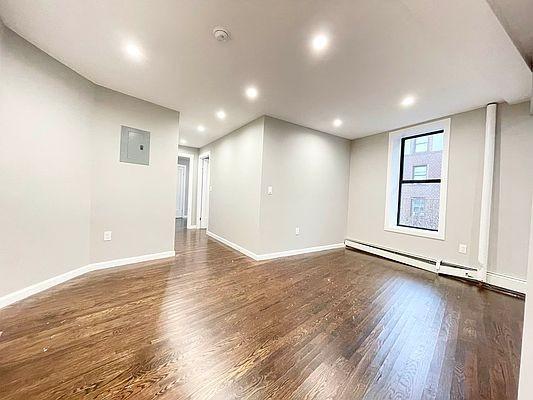 Building Photo - 2 bedroom in BRONX NY 10456