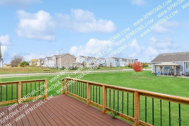 Building Photo - 425 Wright Rd