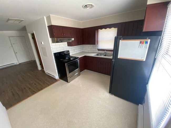 Building Photo - Charming 3BR House in Christiana