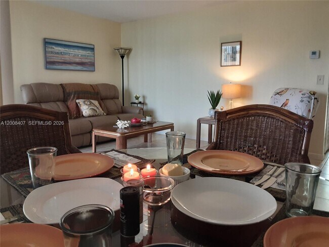 Building Photo - 980 Constitution Dr