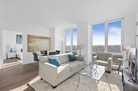 Building Photo - 57 Bank St