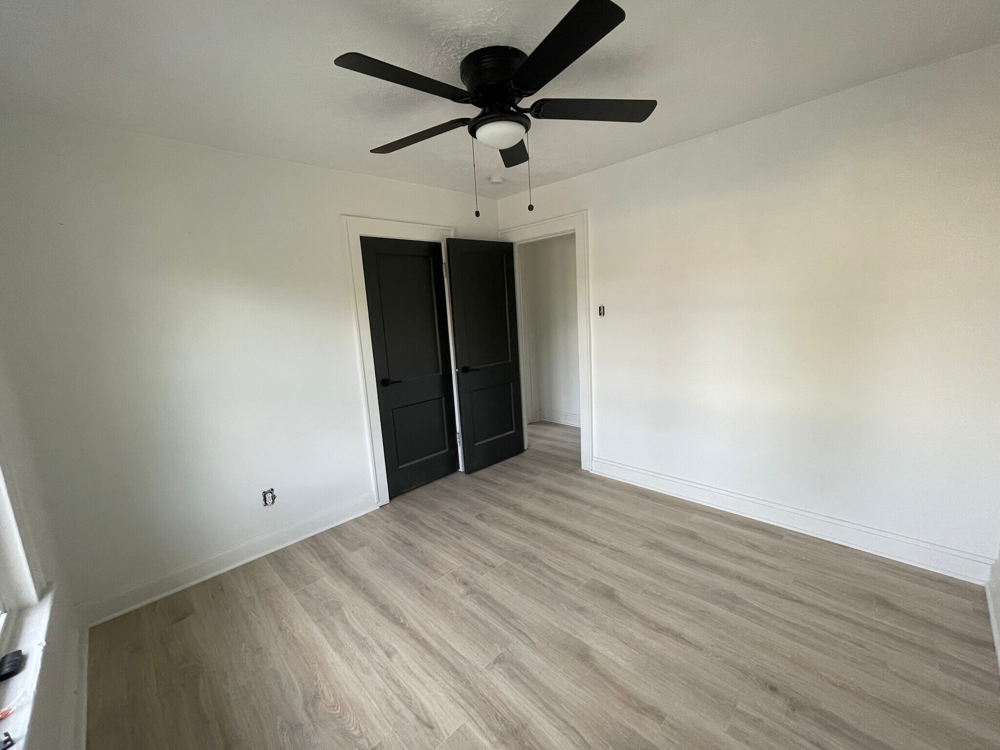 Middle Bedroom - 719 S 17th St