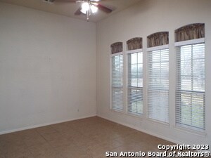 Building Photo - 414 Shannon Ridge Dr