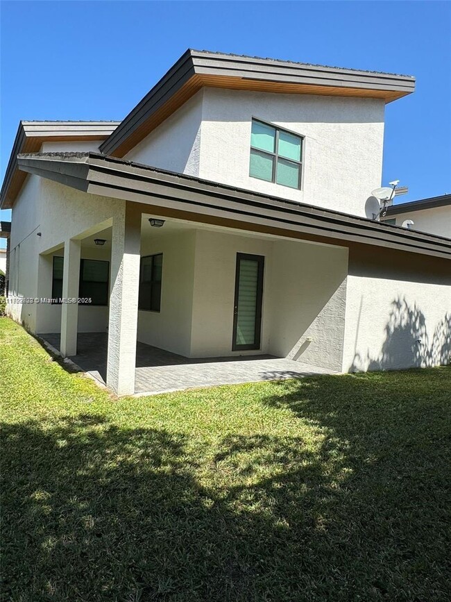 Building Photo - 10376 NW 76th Terrace