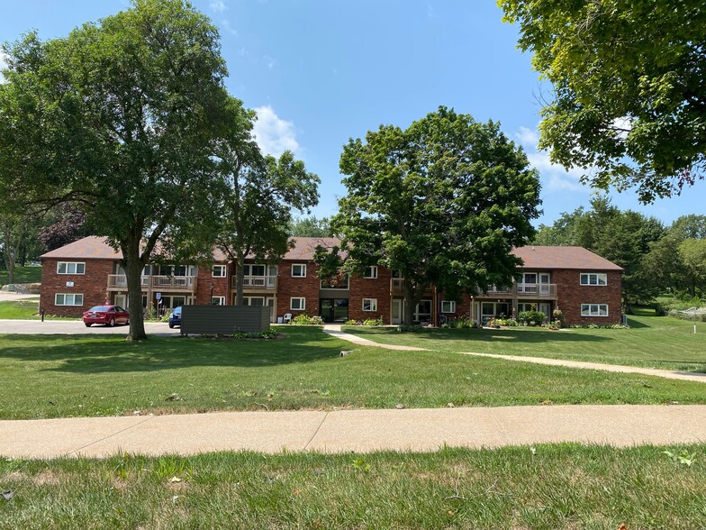 On a beautiful lot in Lancaster, WI - Sunrise Valley Apartments